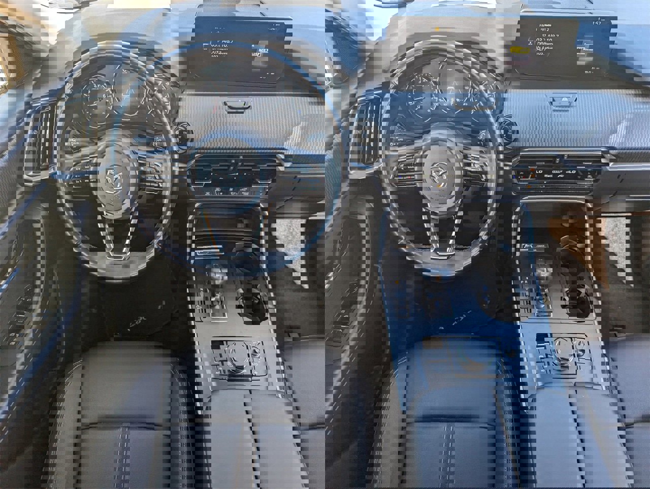 Used 2025 MAZDA CX-90 3.3 Turbo w/ Select Package image 10