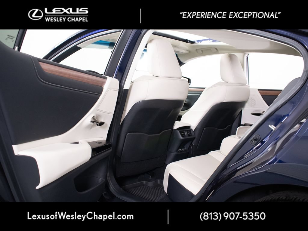 Used 2025 Lexus ES 350 w/ Premium Package FWD image 23