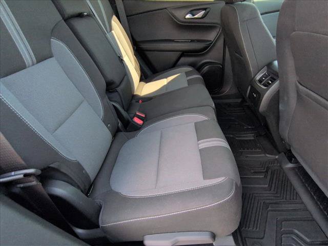 Used 2025 Chevrolet Blazer LT FWD image 19