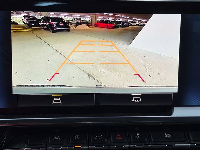 Used 2023 Chevrolet Silverado 1500 LT RWD image 13
