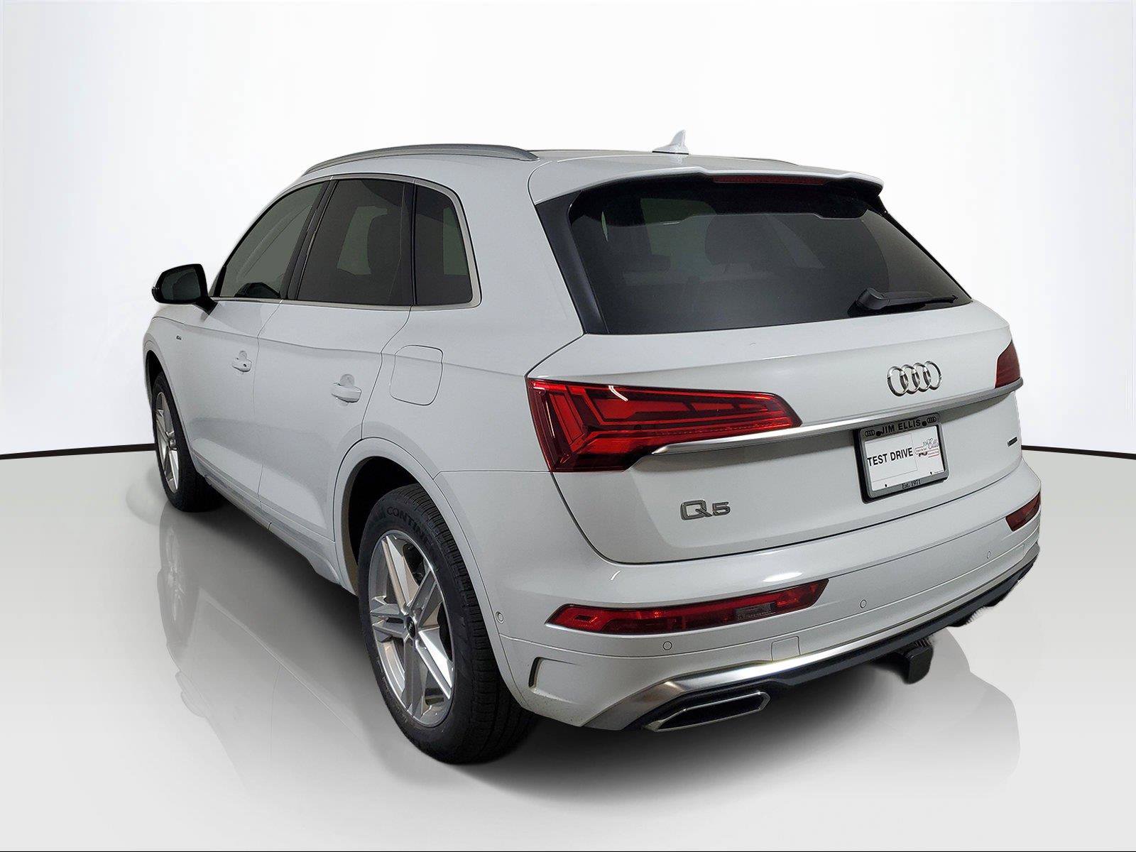 Used 2023 Audi Q5 e Prestige AWD/4WD image 4