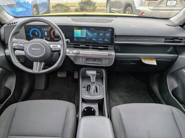 Certified 2025 Hyundai Kona SEL FWD image 15