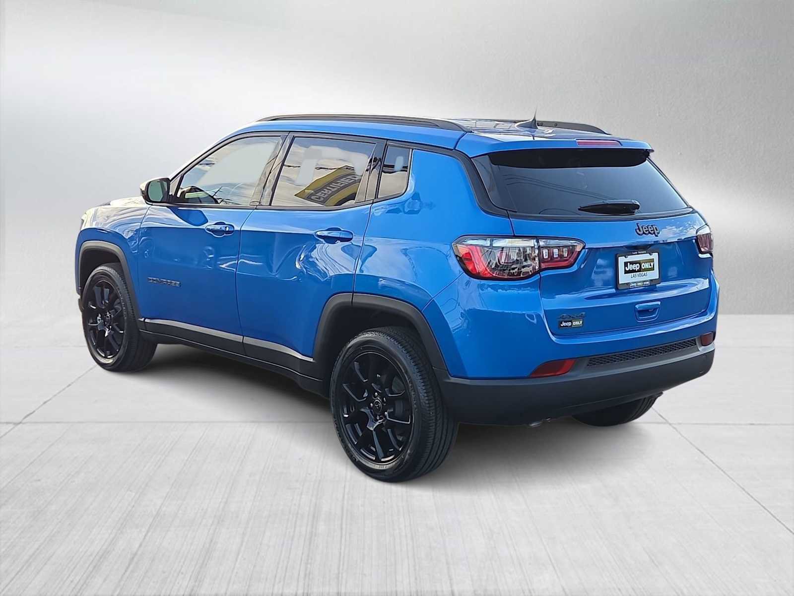 New 2026 Jeep Compass Latitude image 6