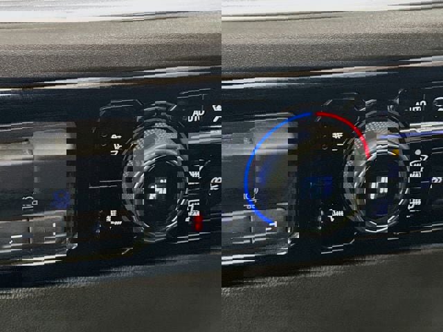 Used 2024 Chevrolet Silverado 3500 LT w/ Convenience Package image 23