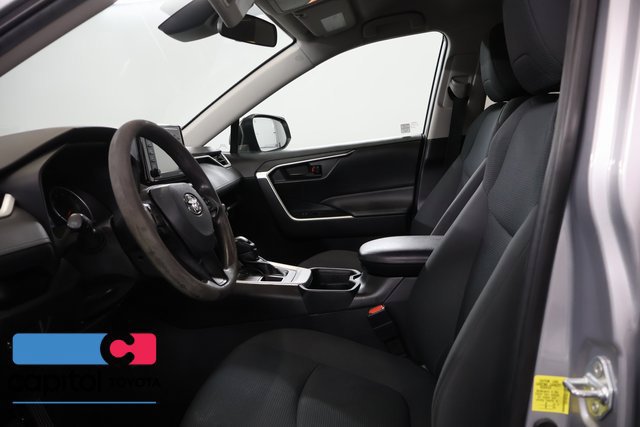 Certified 2021 Toyota RAV4 LE AWD/4WD image 12