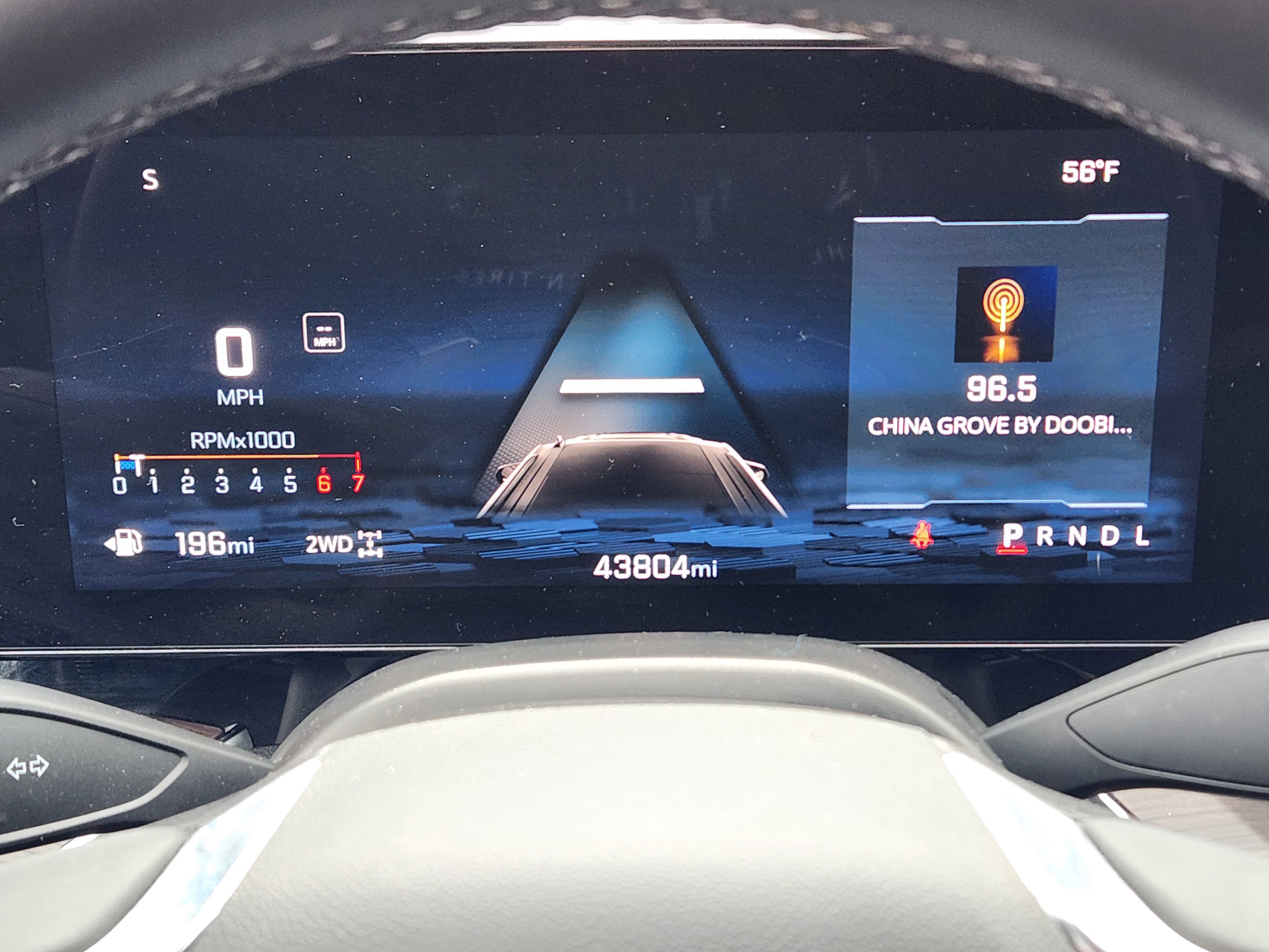 Used 2025 Chevrolet Suburban Z71 image 23