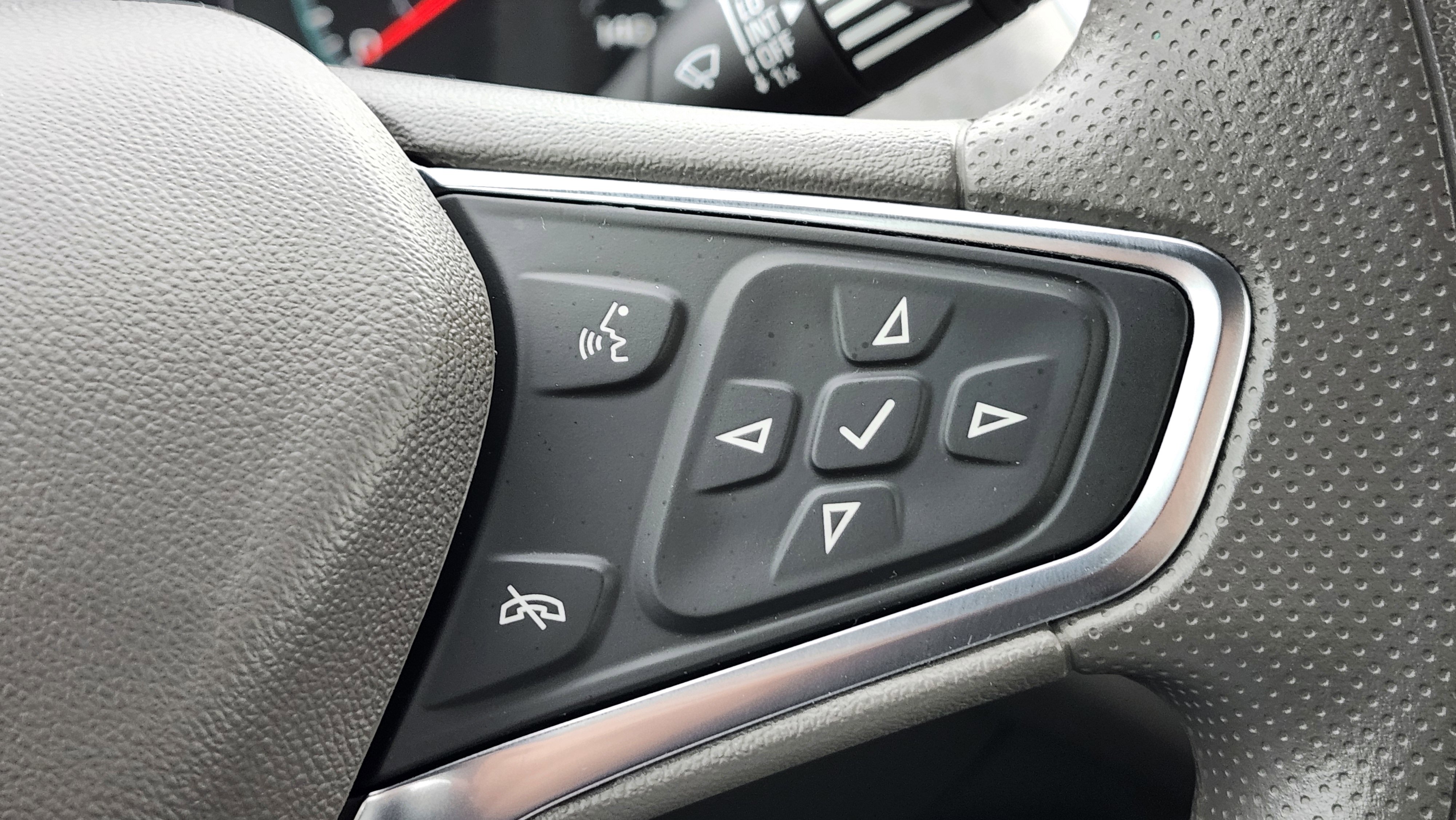 Used 2025 Chevrolet Malibu LT image 31