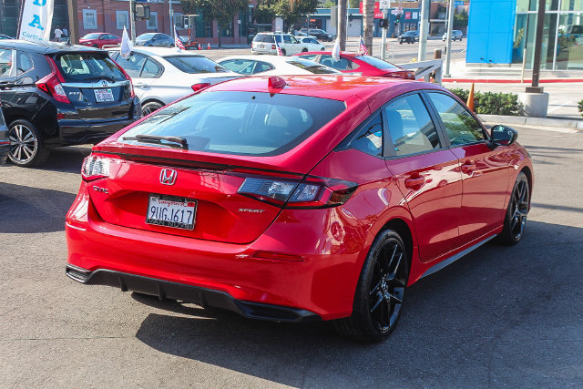 Used 2025 Honda Civic Sport image 5