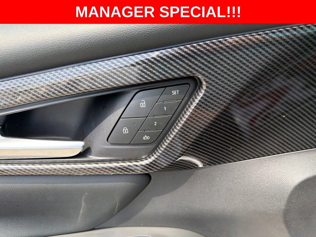 Used 2026 Chevrolet Traverse High Country AWD/4WD image 18