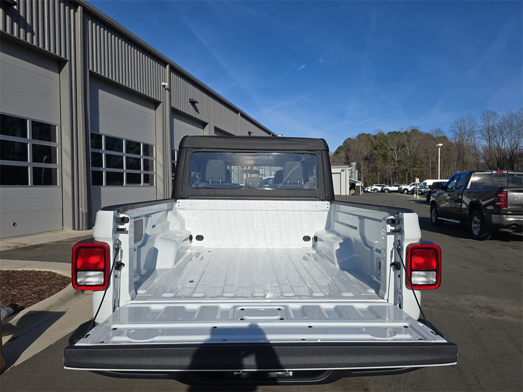 New 2026 Jeep Gladiator Sport image 13
