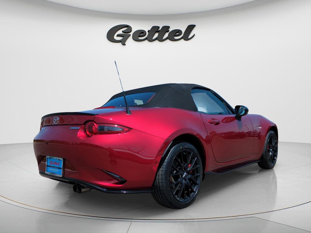 Used 2023 MAZDA MX-5 Miata Club w/ Brembo/BBS Recaro Package RWD image 5