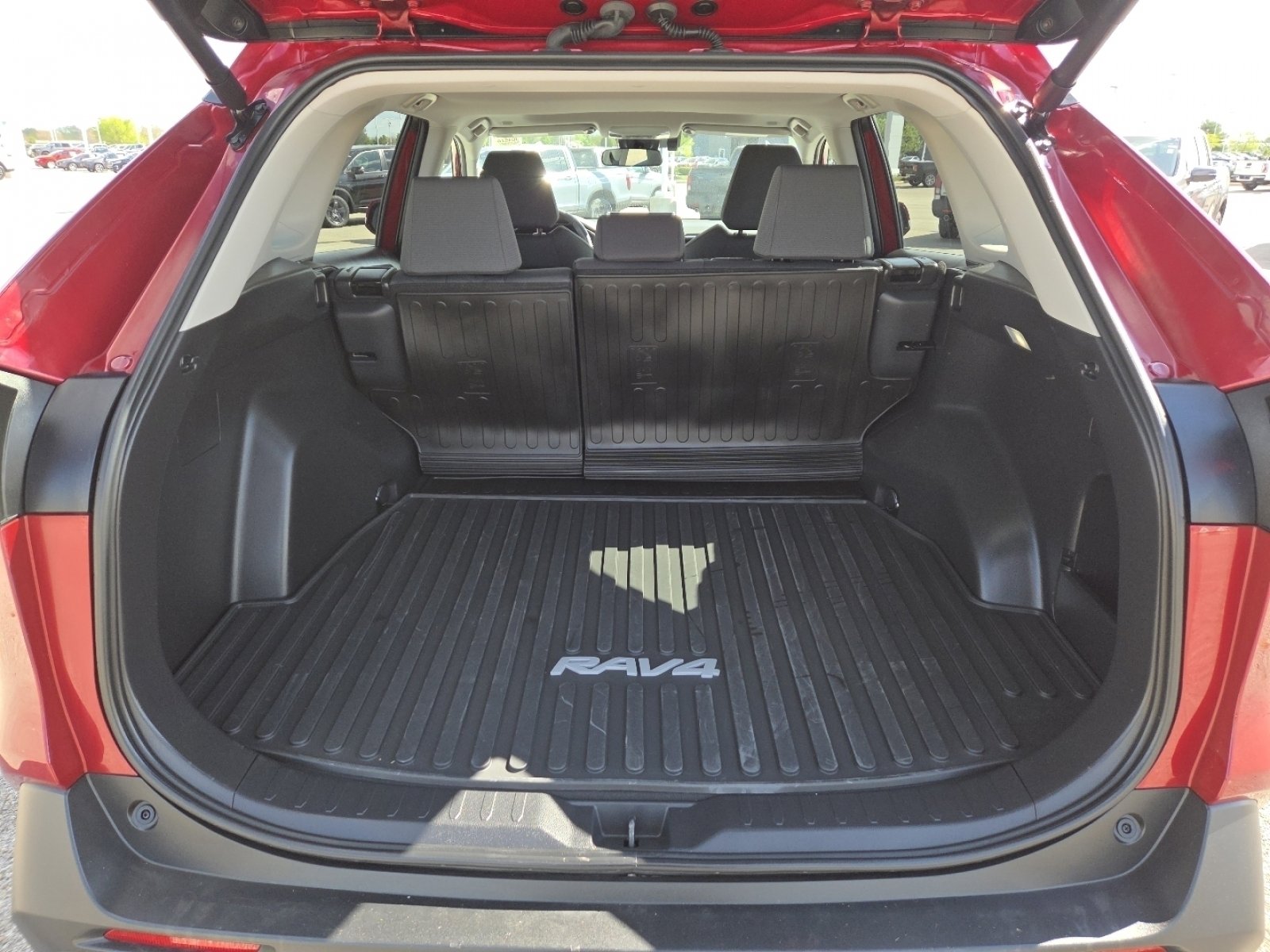 Used 2025 Toyota RAV4 XLE w/ Convenience Package AWD/4WD image 21