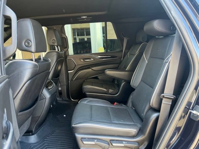 Used 2021 Cadillac Escalade Sport w/ LPO, ONYX Package AWD/4WD image 12