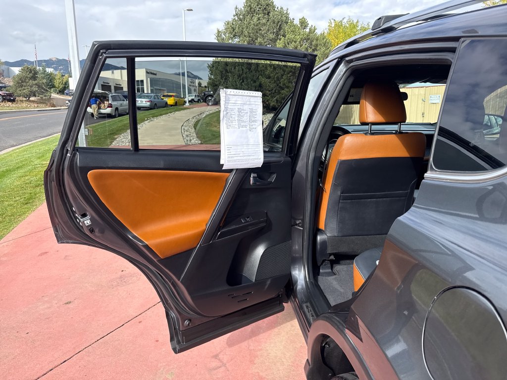 Used 2017 Toyota RAV4 SE FWD image 19