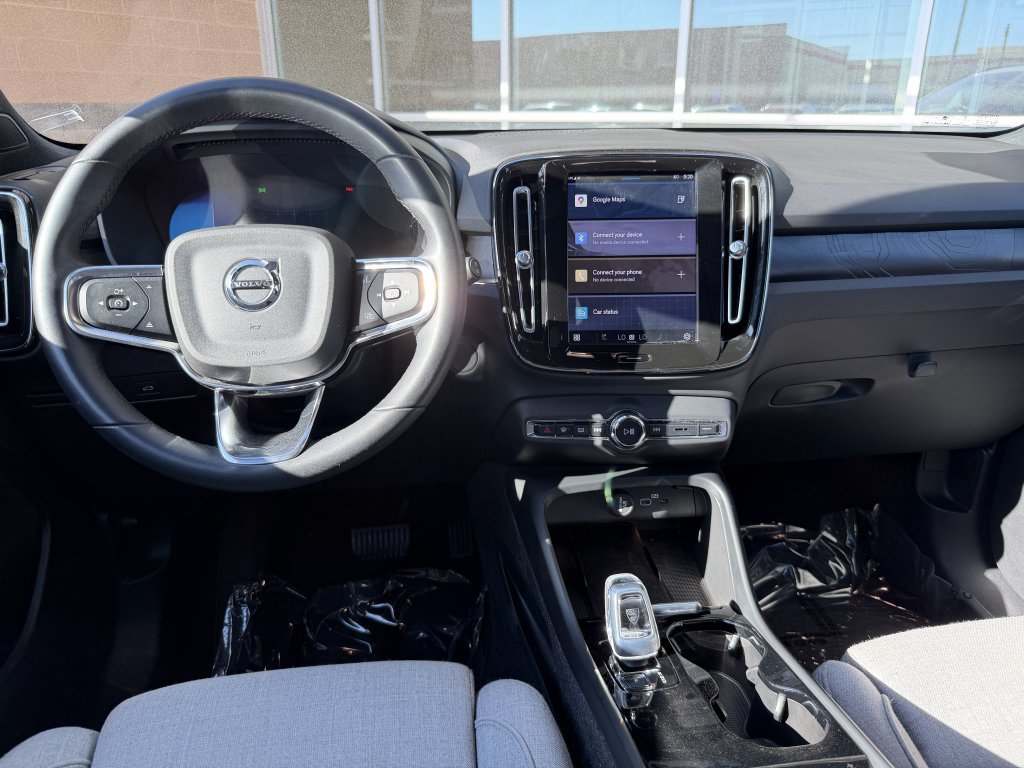 Used 2023 Volvo XC40 Recharge Ultimate AWD/4WD image 16
