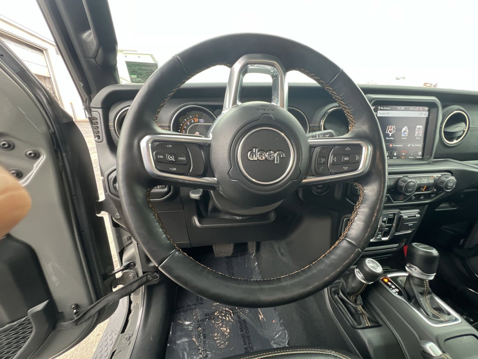 Used 2022 Jeep Gladiator Overland image 16