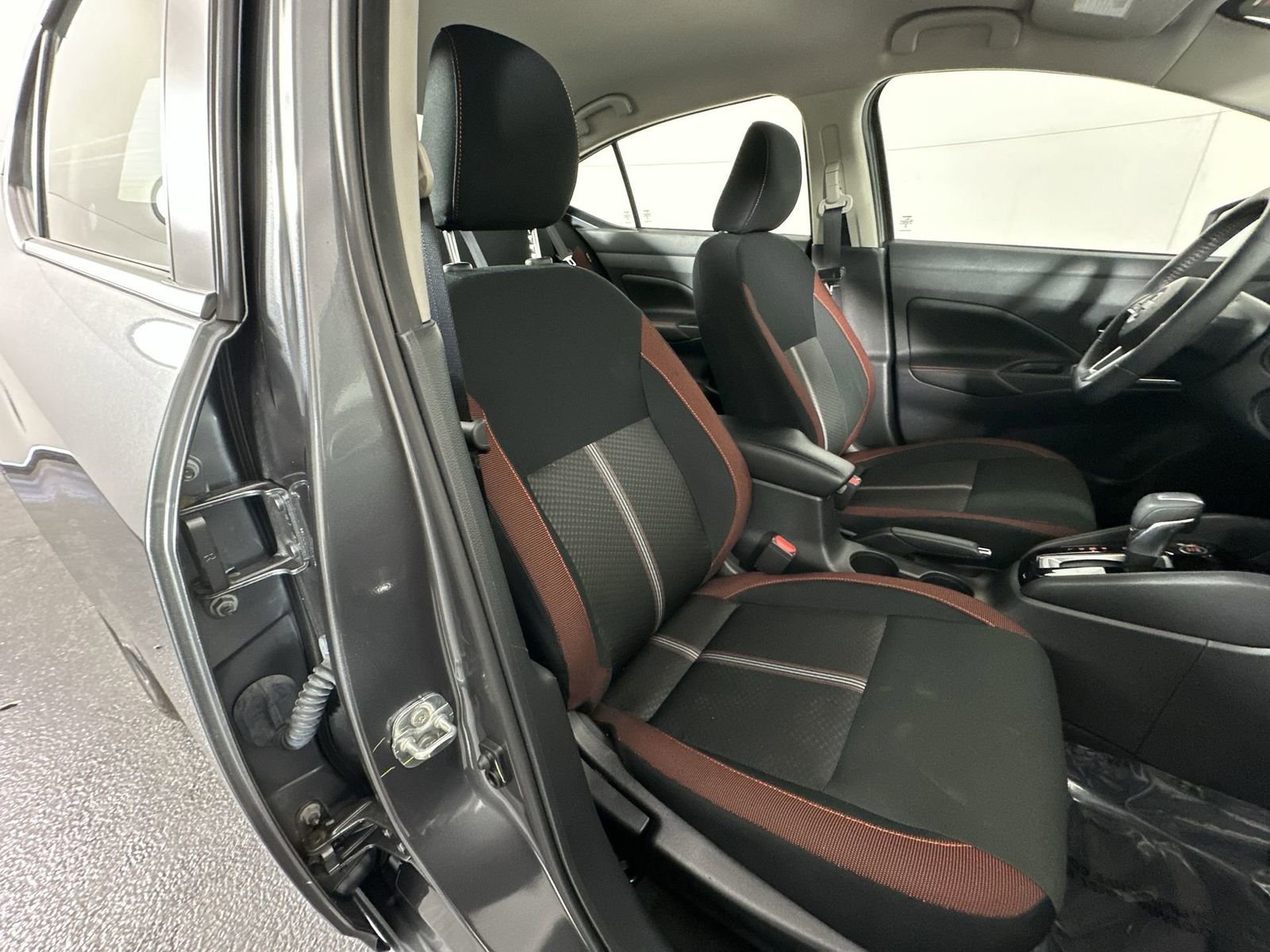 Certified 2024 Nissan Versa SR image 30