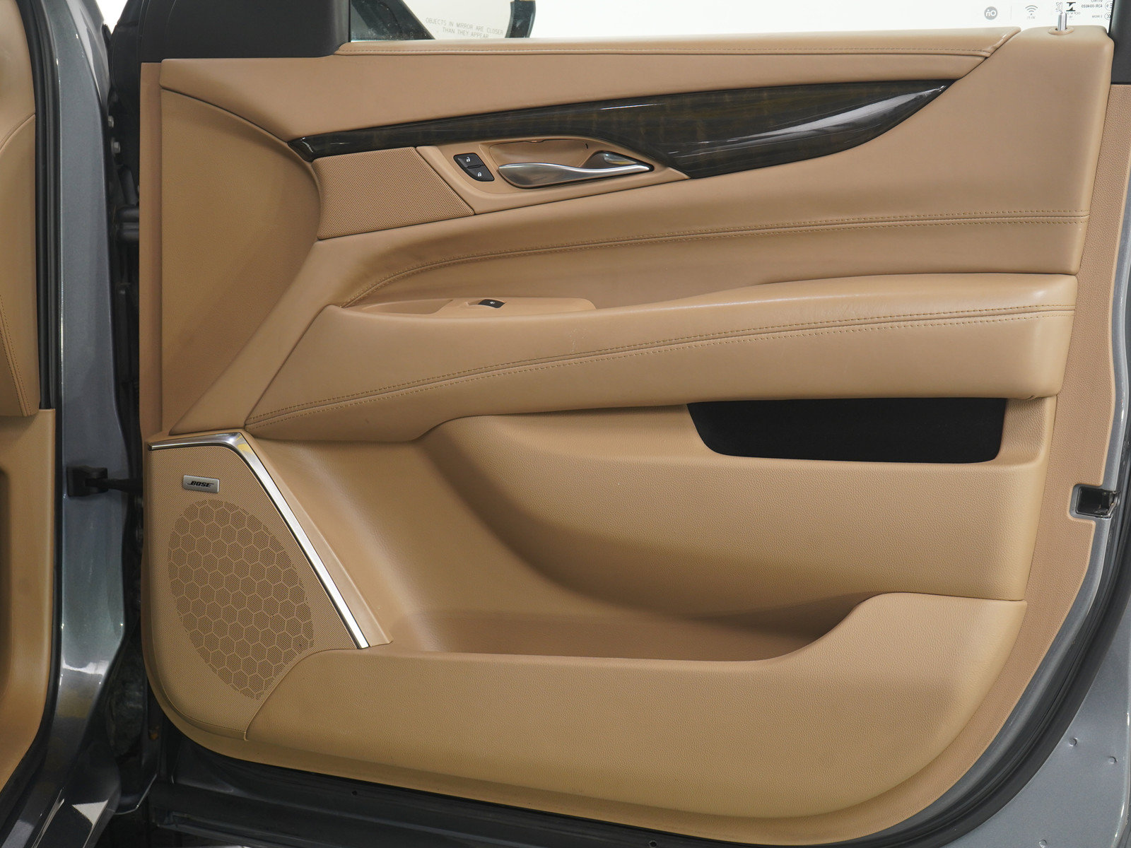 Used 2019 Cadillac Escalade Platinum AWD/4WD image 12