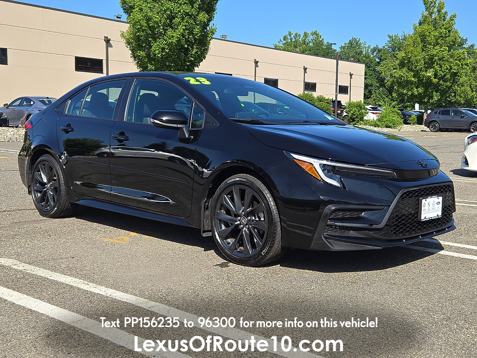 Used 2023 Toyota Corolla SE w/ SE Premium Package FWD image 1
