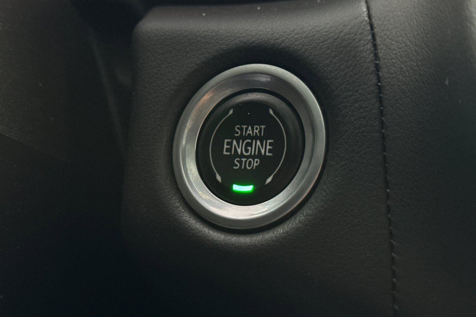 Used 2021 Chevrolet Tahoe RST w/ Luxury Package AWD/4WD image 26