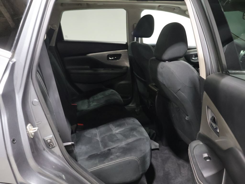 Used 2018 Nissan Murano SV AWD/4WD image 20