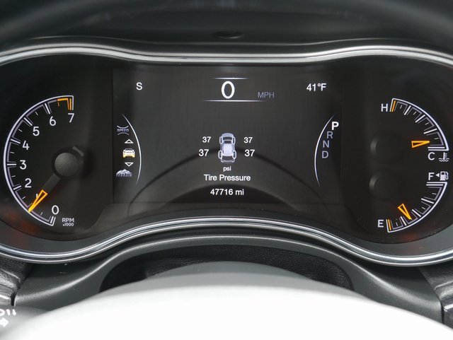 Used 2020 Jeep Grand Cherokee Overland image 29