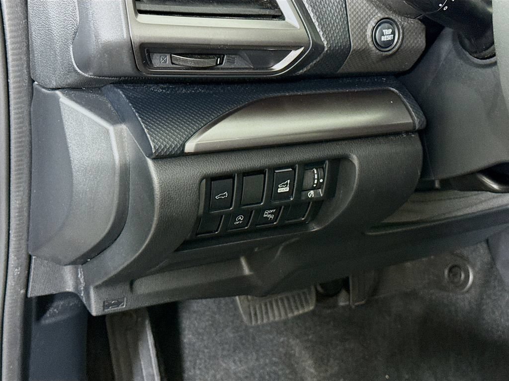 Used 2020 Subaru Forester Premium AWD/4WD image 19