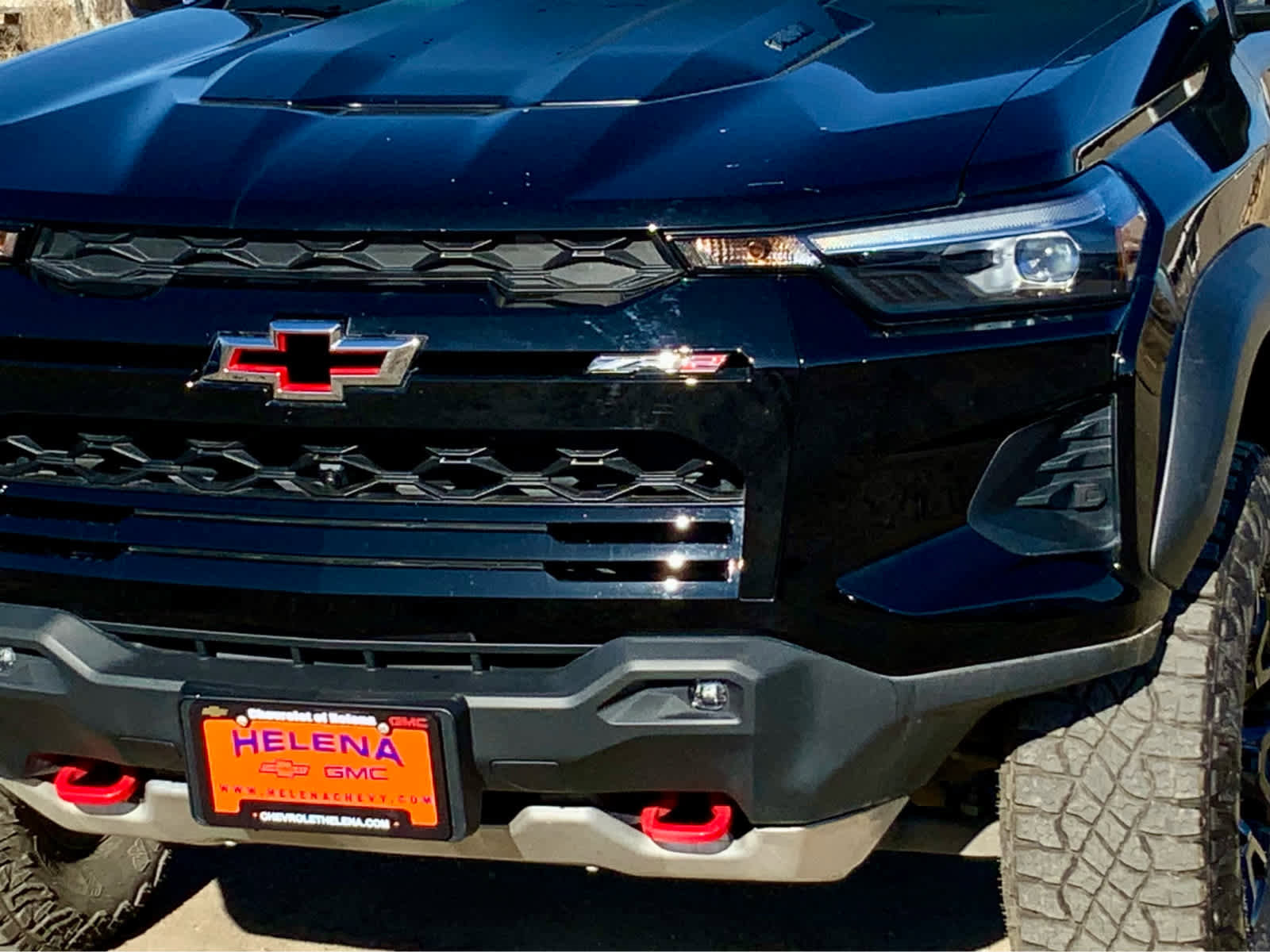Certified 2025 Chevrolet Colorado ZR2 w/ Midnight Edition image 13