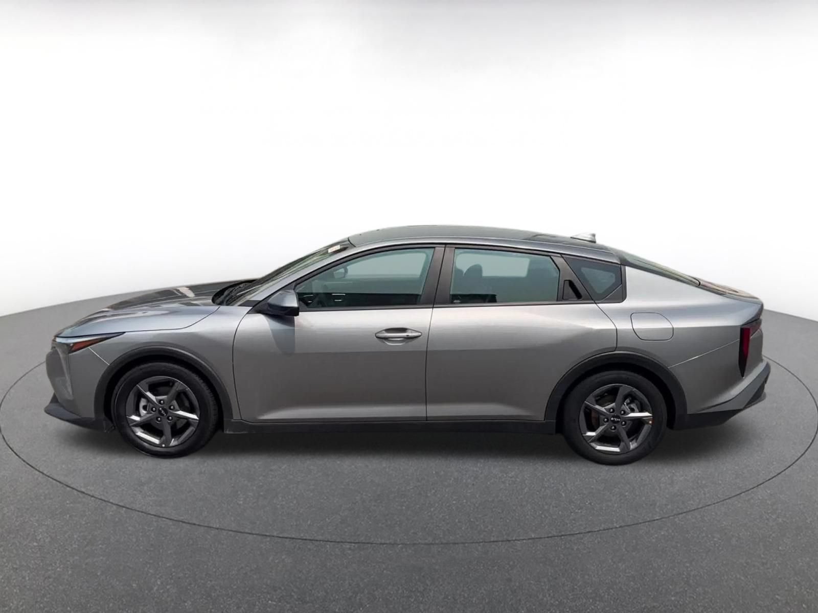 Used 2025 Kia K4 FWD image 8