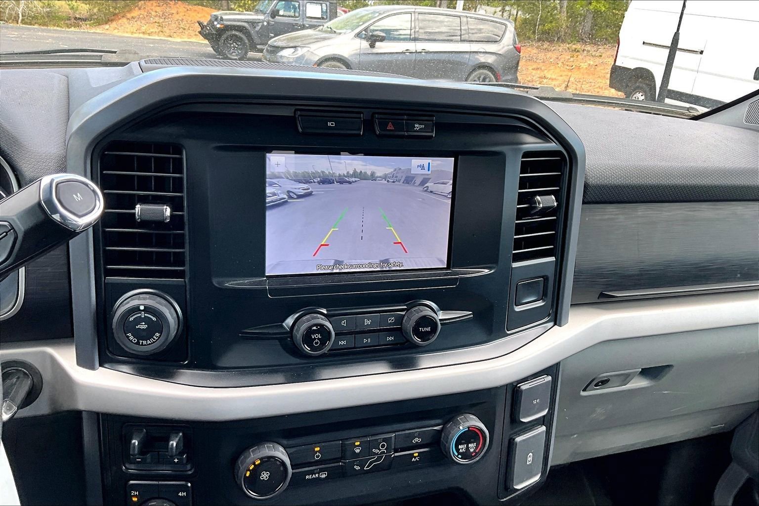 Used 2023 Ford F150 XLT w/ Trailer Tow Package image 15