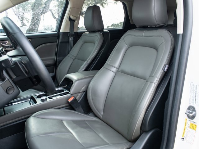 Used 2024 Lincoln Corsair FWD w/ Equipment Group 101A image 7