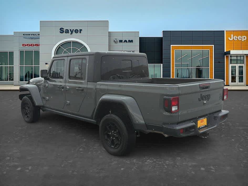 Used 2023 Jeep Gladiator Sport AWD/4WD image 5