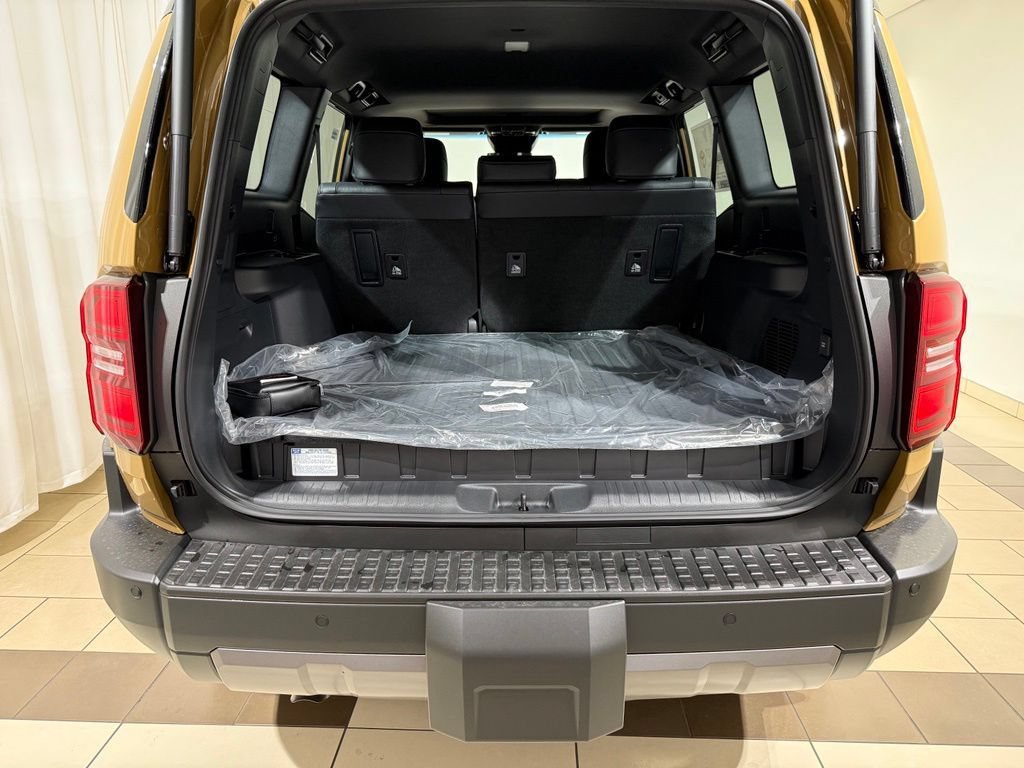 New 2027 Toyota Land Cruiser AWD/4WD image 11