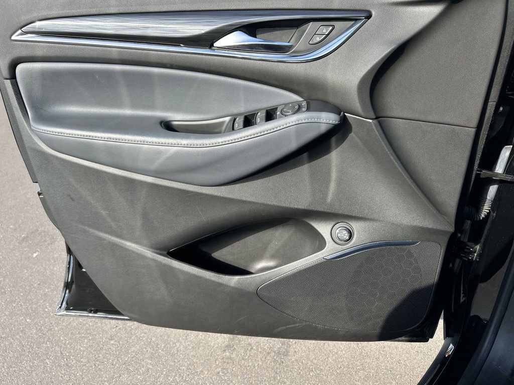 Used 2023 Buick Enclave Essence FWD image 22