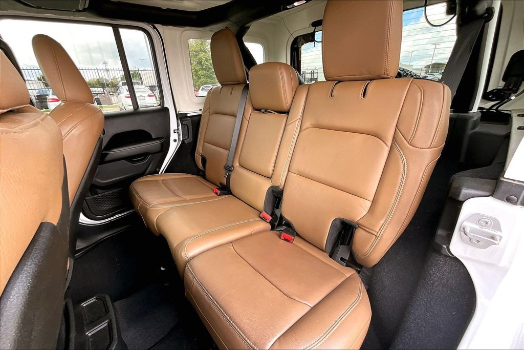 Used 2020 Jeep Wrangler Unlimited Rubicon AWD/4WD image 31