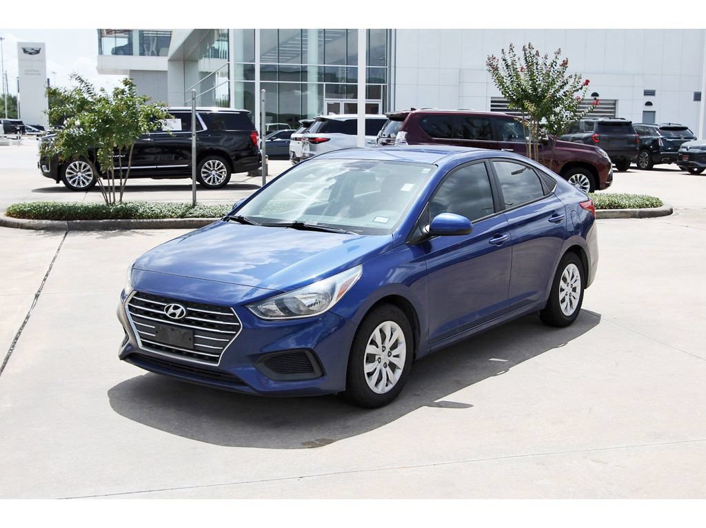 Used 2022 Hyundai Accent SE FWD image 3