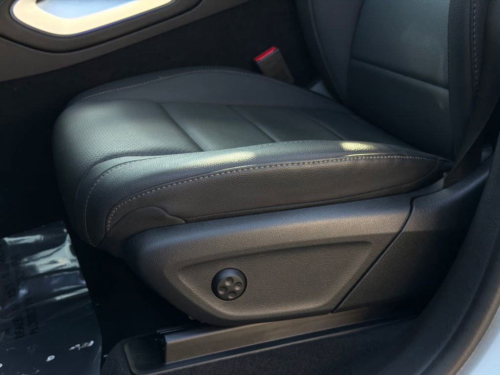 Used 2025 Mercedes-Benz GLE 350 4MATIC image 17