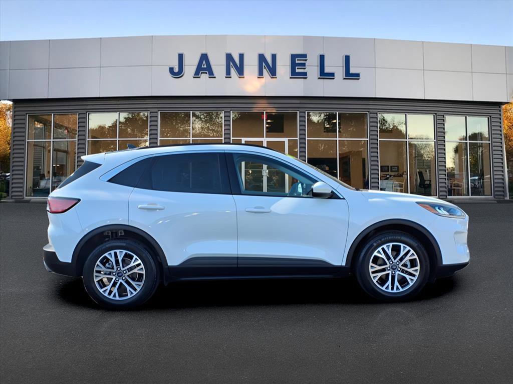 Used 2021 Ford Escape SEL w/ Technology Package image 4