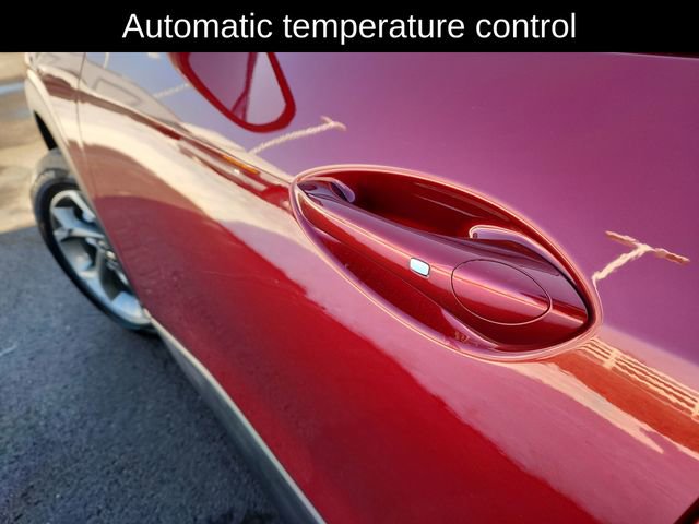 Used 2025 Chevrolet Trax LT w/ LT Convenience Package image 19