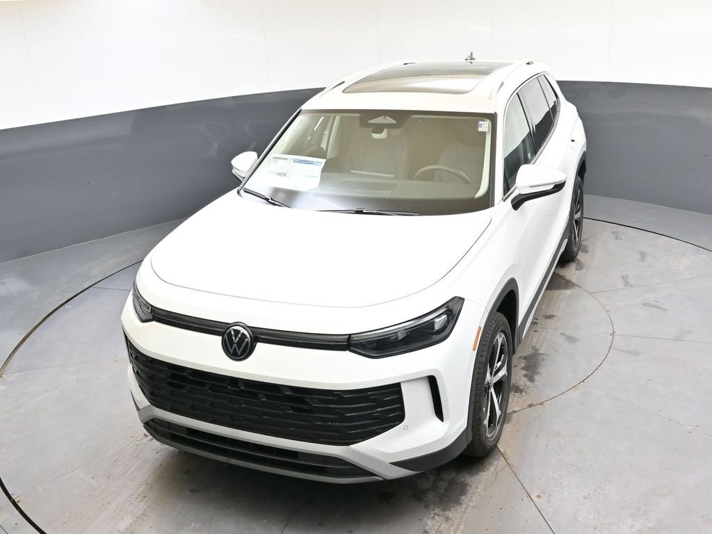 New 2026 Volkswagen Tiguan SE image 44