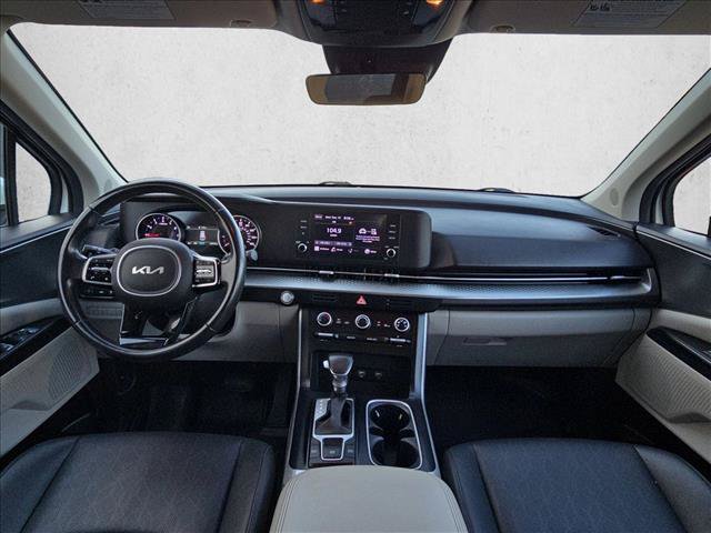 Used 2022 Kia Carnival LX FWD image 15