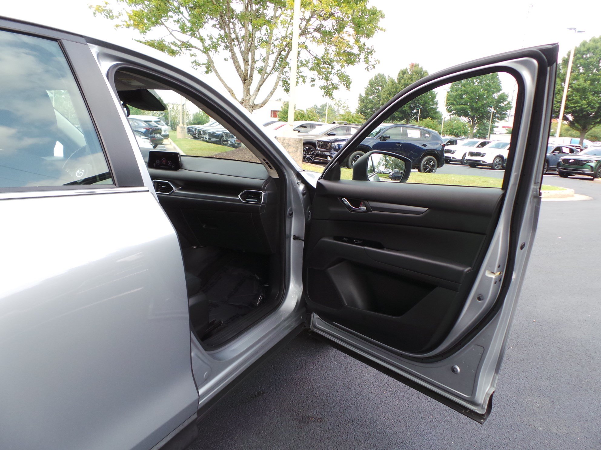 Used 2018 MAZDA CX-5 Sport FWD image 34
