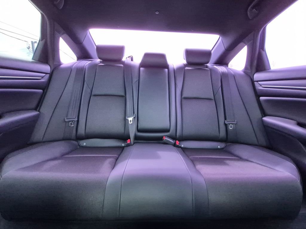 Used 2022 Honda Accord Sport image 5