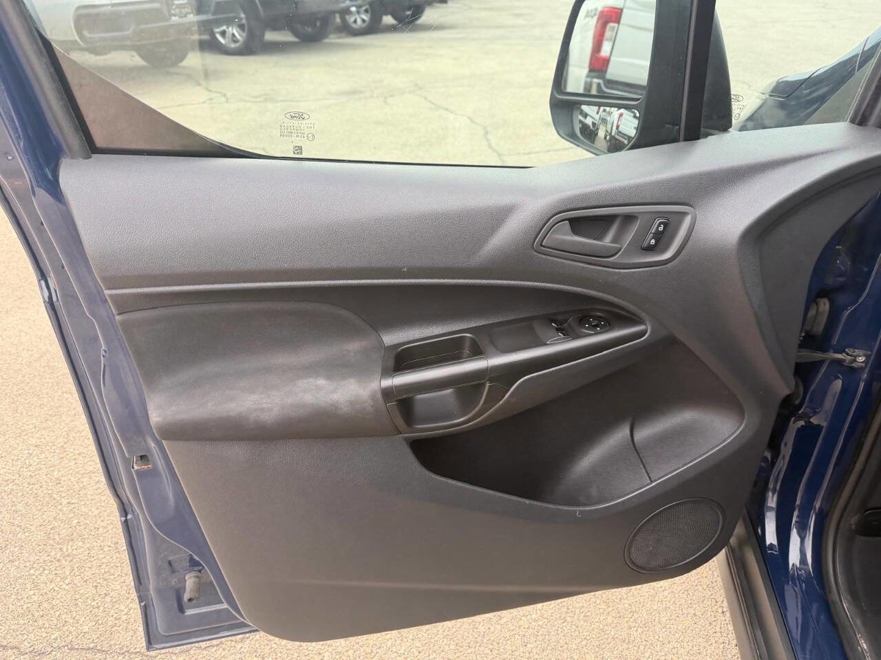 Used 2015 Ford Transit Connect XL image 15