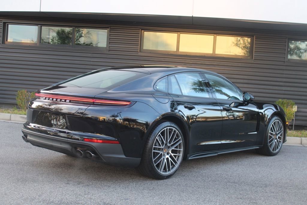 Certified 2025 Porsche Panamera image 7