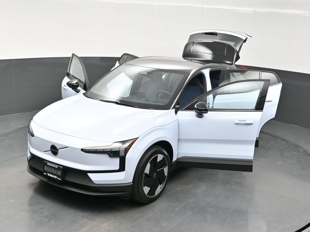 New 2026 Volvo EX30 Plus w/ Climate Package RWD image 26