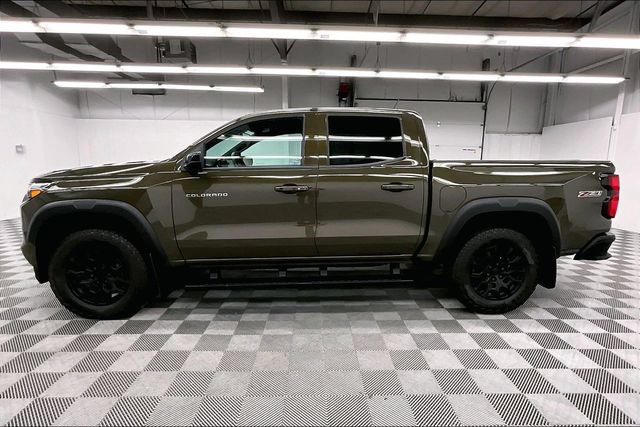 Used 2024 Chevrolet Colorado Z71 w/ Z71 Convenience Package 2 AWD/4WD image 13