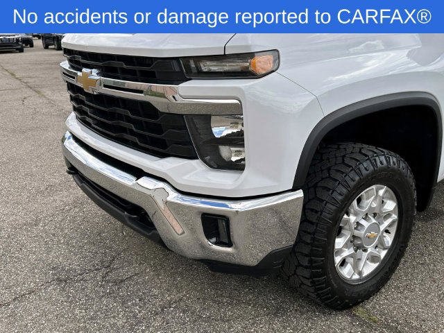 Certified 2024 Chevrolet Silverado 2500 LT w/ Convenience Package AWD/4WD image 10
