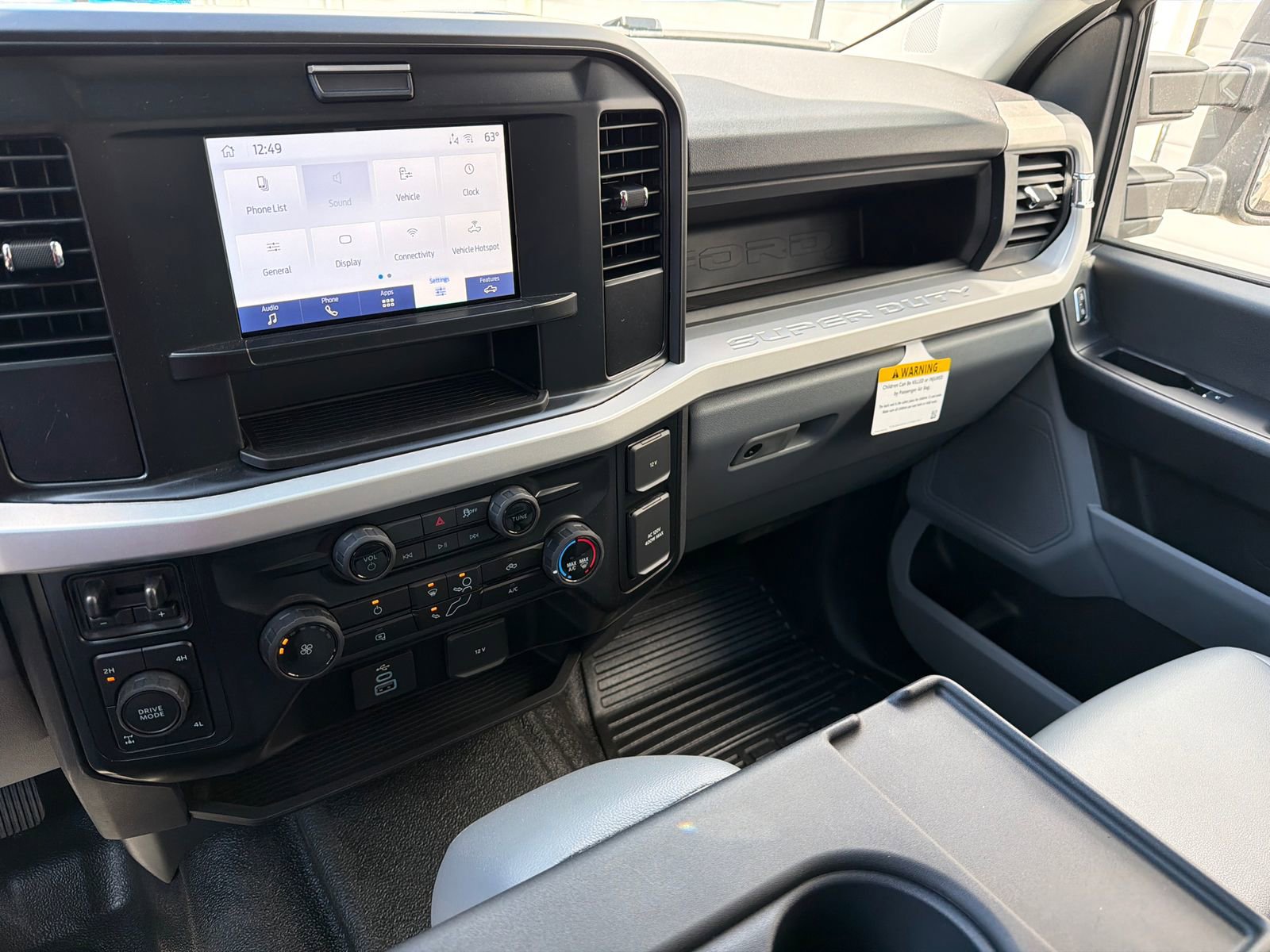 New 2026 Ford F250 XL w/ XL Chrome Package image 28