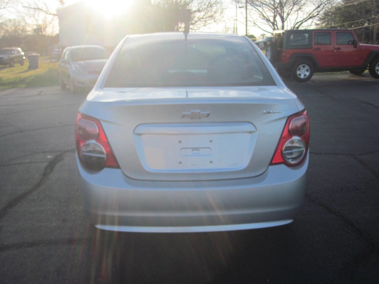Used 2014 Chevrolet Sonic LS image 7